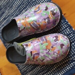 Oofos Multicolored Clogs Women 9